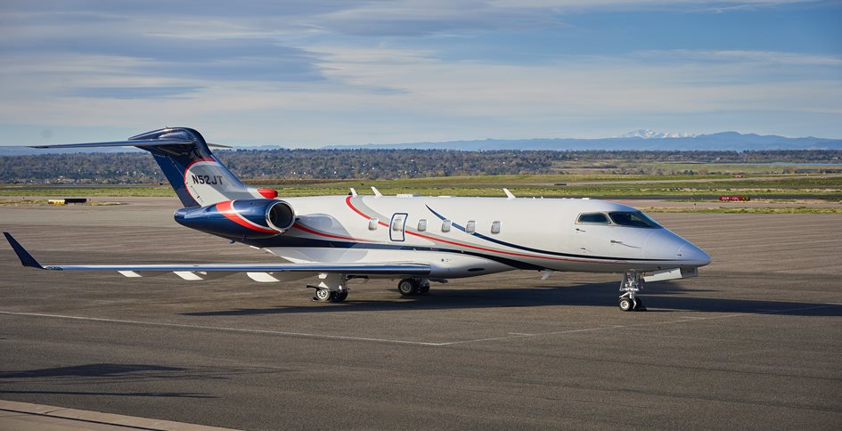 Gogo challenger with galileo hdx antenna