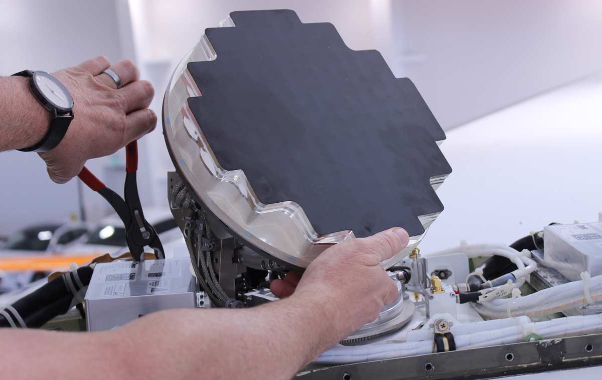 Plane Simple Ka Band Terminal Plane Simple Ka Band Terminal